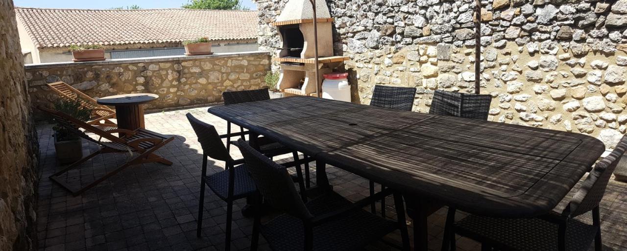 Bienvenue Chez Romane Aigueze Luaran gambar